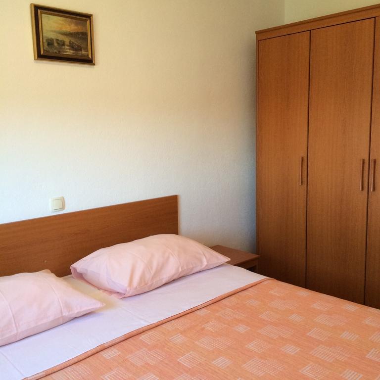 Apartments Pisac Ražanj Δωμάτιο φωτογραφία