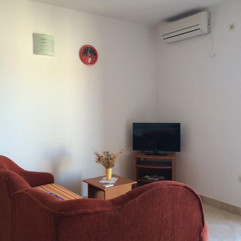 Apartments Pisac Ražanj Δωμάτιο φωτογραφία